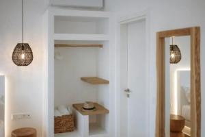 Nautica Suites-Superior Seaview suite with jacuzzi, Андипарос