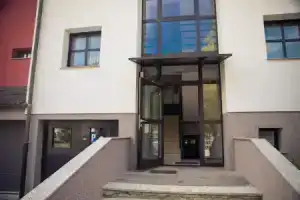 Baki Kranjska Gora, Краньска Гора