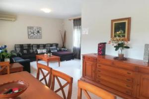 3384 Villa Astret, Морайра