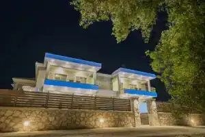 Апартаменты «Zante Suites», Аликанас
