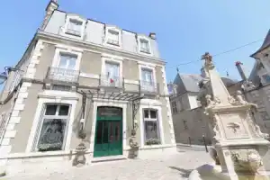 Отель «Best Western Plus Hôtel D'Angleterre», Бурж