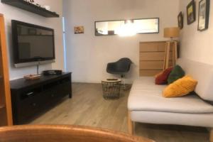 Appt 2 chambres au centre ville 3è, Марсель