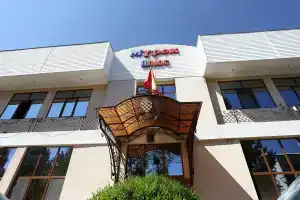 Пансионат «Мурок плюс», Бостери