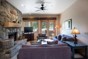 Trail's End Lodge at Deer Valley Resort - Two Bedroom Residence with Spa #401 2 Condo, Парк-сити