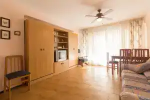 Apartamento Dms III Ref. 1041 by Iberplaya, Салоу