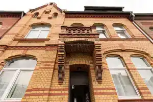 LONDON . CHILLINGHOUSE # 9, 3 Min. vom ICE, NETFLIX, Garten, Тройсдорф