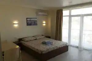 Na Gvardejskoj, Алушта
