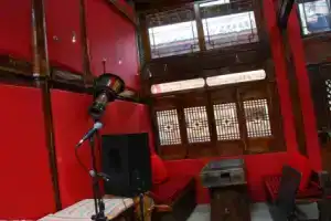 Отель «Lijiang Lazy Tiger Inn», Лицзян