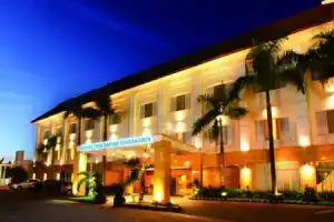 Hotel «New Saphir Yogyakarta», Джокьякарта