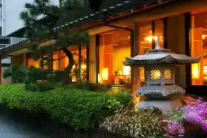Kawaguchiya Kinosaki Riverside Hotel, Тоёока