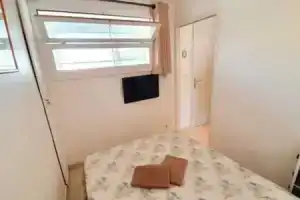 T2 Pieds dans l'eau,Vue Mer,Wifi,Clim, Жуан-ле-Пен