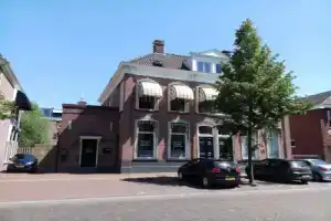 B&B de Notaris, Ассен