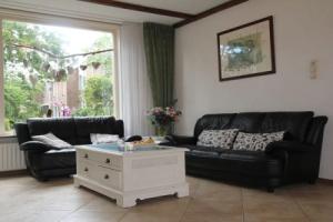 Attractive Holiday Home in Noordwijk With Sunny Garden, Нордвайк-ан-Зее