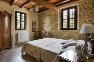 Luxurious Villa in Tabiano Castello with Swimming Pool, Табиано