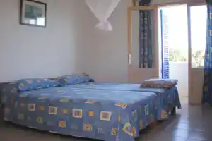 Hostal «Mayans», Пухольс