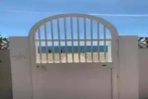 Cozy studio on the Beach, Михас-Коста