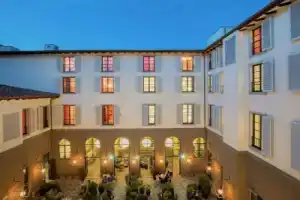25hours Hotel Piazza San Paolino, Флоренция
