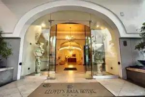Lloyd's Baia Hotel, Виетри-суль-Маре