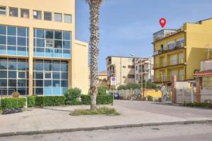Beautiful Apartment in Capo D'orlando With 4 Bedrooms and Wifi, Капо д'Орландо