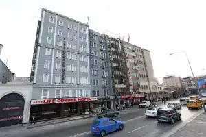 Life Corner Hotel, Измир