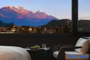 Yunxiangshan | Rizhao Jinshan · Gucheng Panorama Cafe Homestay (The Old Town of Lijiang Shizishan), Лицзян