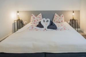 Apartment Sleeps 4 With Free Parking, Риека
