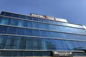 7Boys Hotel, Амман
