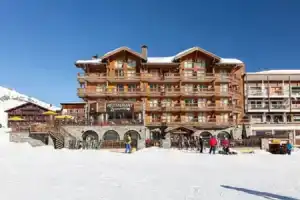 Hotel «Le Levanna», Тинь