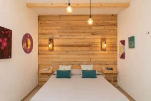 Iknos Suites by Wonderful Italy, Ольбия