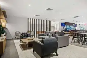 Radisson Hotel JFK Airport, Куинс