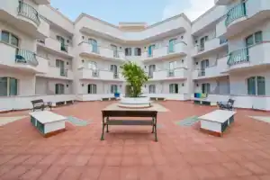 Nicolaus Club Prime Il Gabbiano Hotel, Пульсано