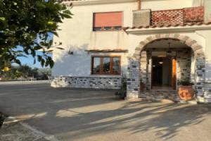 Loren House, Relaxing Location with Seaview, Масса Лубрензе