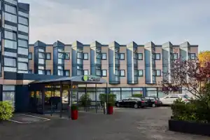 h+ Hotel köLn BrüHl, Брюль