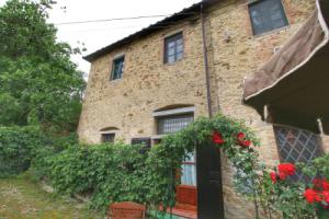 Boutique Cottage in Poggibonsi with Pool, Поджибонси