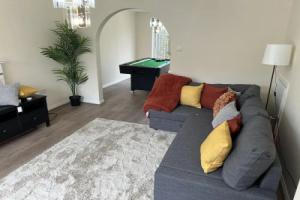 Cozy 3 Bedrooms Birmingham House With Pool Table, Бирмингем