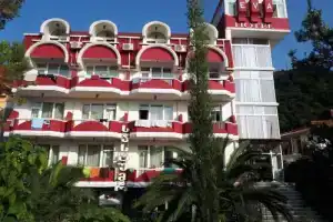 Отель «Ева», Квариати