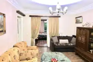 Kobuleti, ??M 3 Spalnami, Кобулети