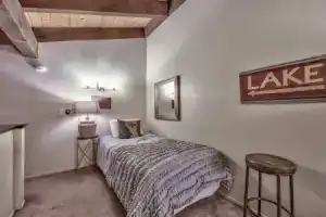 513 Pine Grove, Саут-Лейк-Тахо
