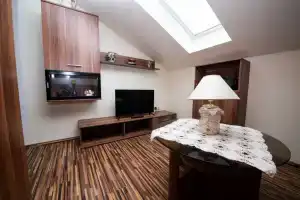 Apartment Ivona - open swimming pool: A2 Njivice, Island Krk, Нживице
