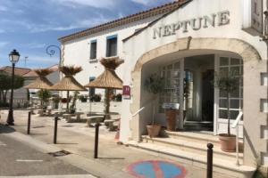 Отель «Hôtel Le Neptune en Camargue», Сент-Мари-де-ла-Мер