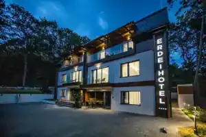 4évszak Erdeihotel, Матрафуред