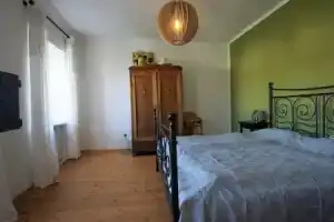 Gästehaus Burgblick im Weinhaus Pachler, Бургхаузен