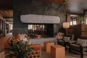 Otter Hotel, Банфф