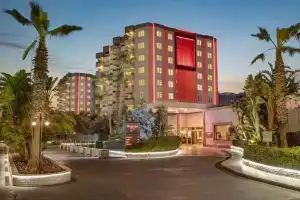 Ramada Resort By Wyndham Lara, Лара