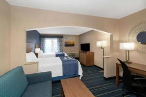 Days Inn Panama City 23 Rd St, Панама-Сити