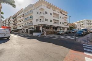 303. MODERN, SUNNY IFONCHE WITH WiFi, Адехе