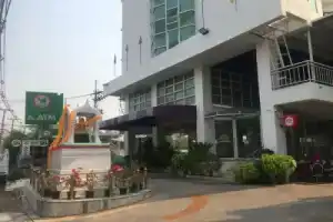 V Verve Service Apartment Hotel, Чаченгсау