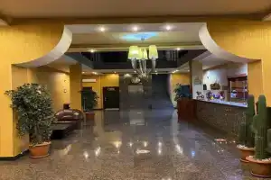 Hotel Condori, Кобулети