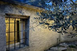 Ca' Pölete Do-Minus guesthouse, bike stop & mini spa, Беллинцона
