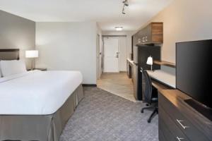 Отель «TownePlace Suites by Marriott Austin Northwest The Domain Area», Остин